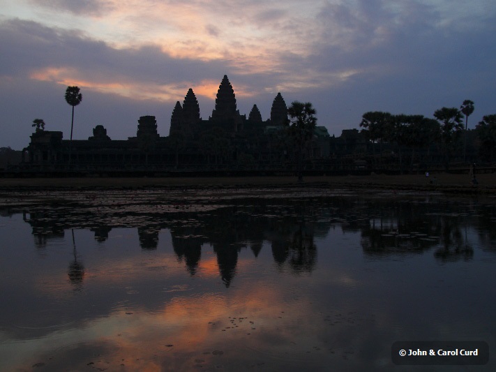 J01_1534 Angkor Wat.JPG